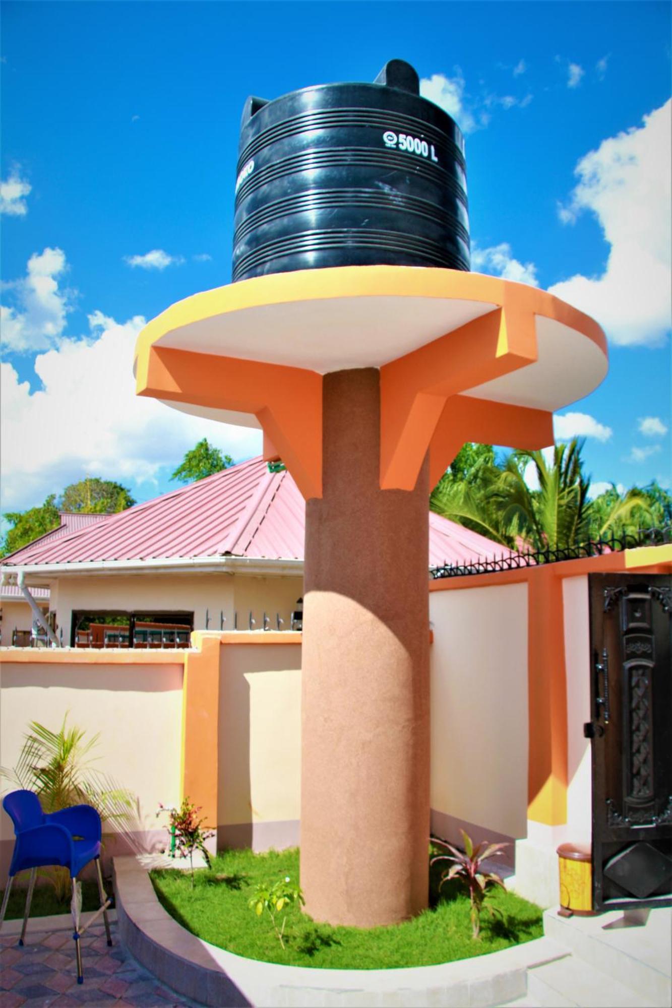 Jakicha Motel 다르에스살람 외부 사진