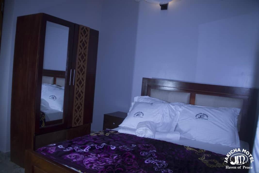 Jakicha Motel 다르에스살람 외부 사진