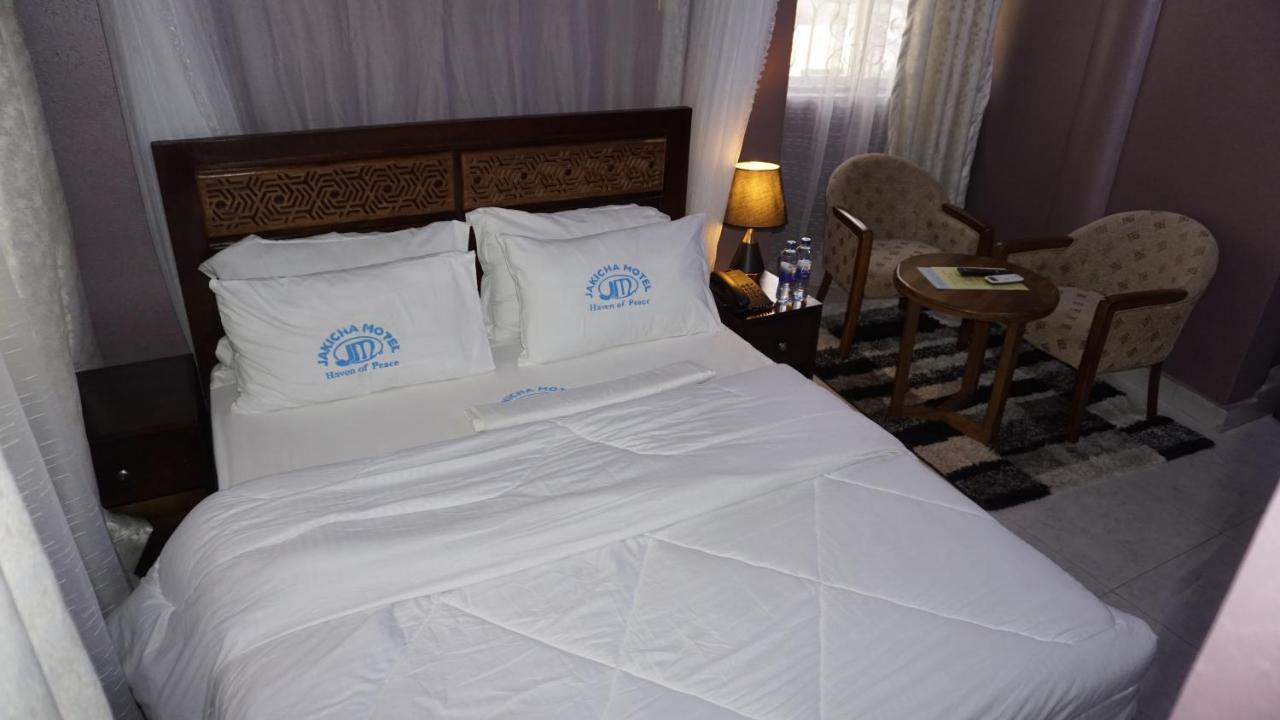Jakicha Motel 다르에스살람 외부 사진