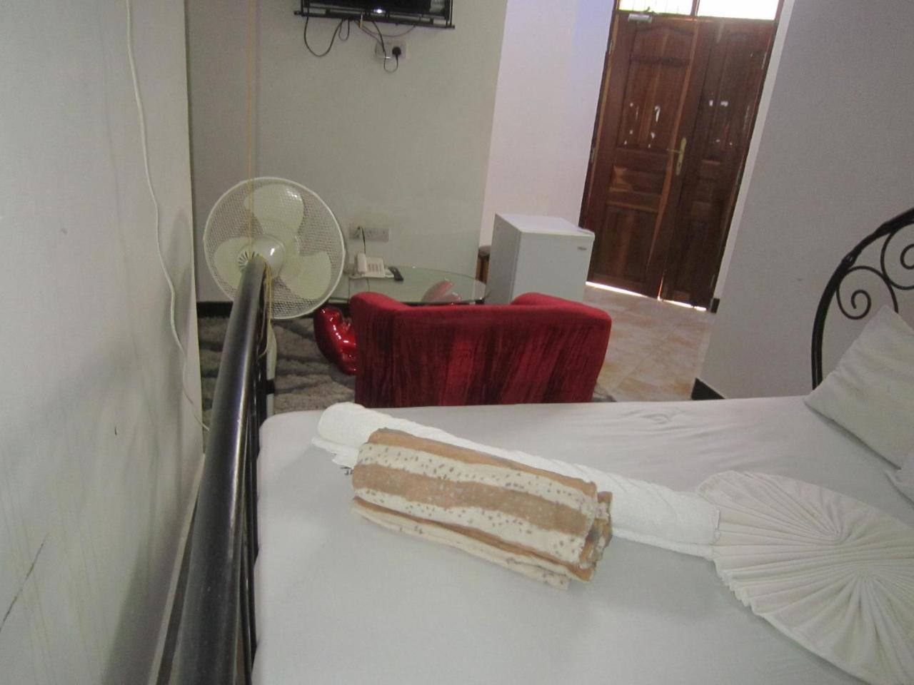 Jakicha Motel 다르에스살람 외부 사진