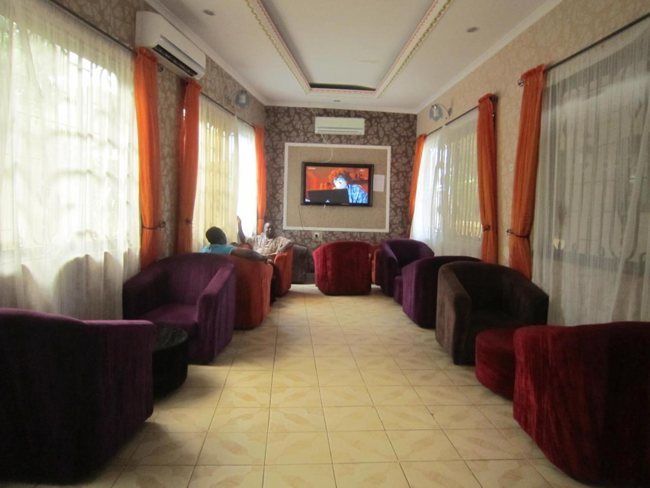 Jakicha Motel 다르에스살람 외부 사진