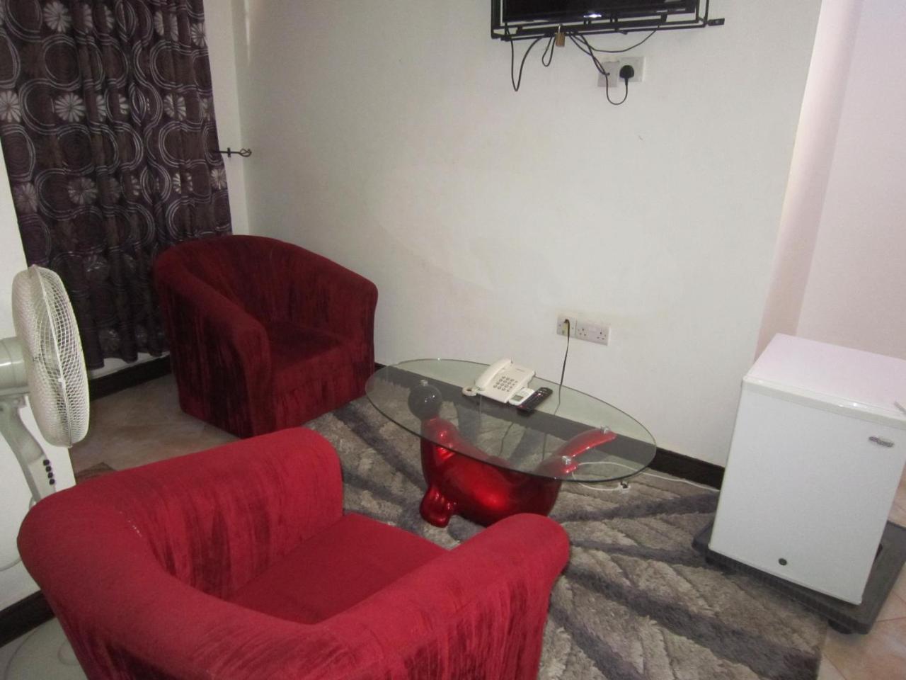 Jakicha Motel 다르에스살람 외부 사진